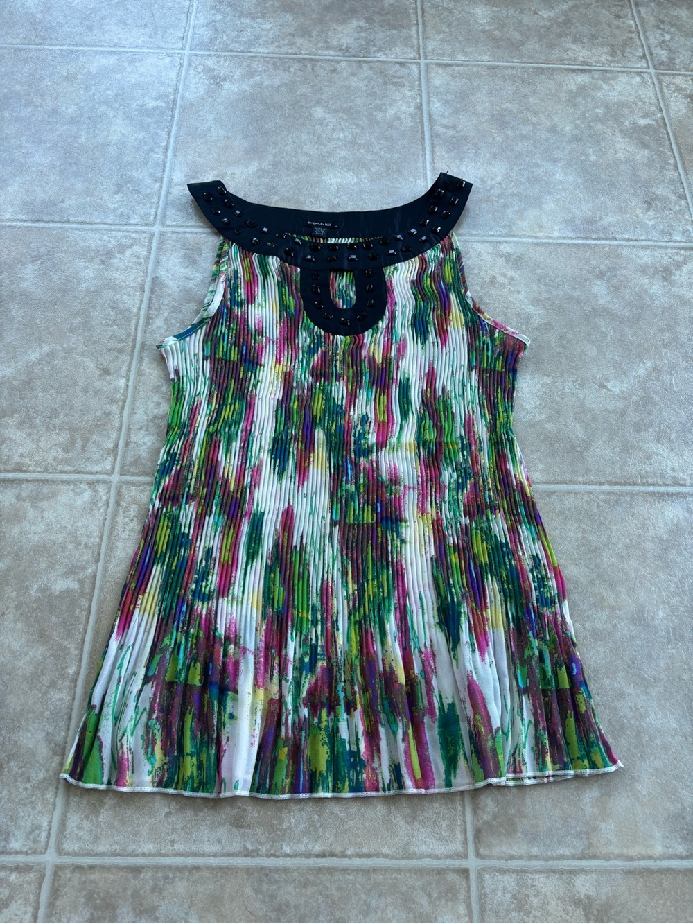 Embellished Neck Multicolor Pleated Tank Top